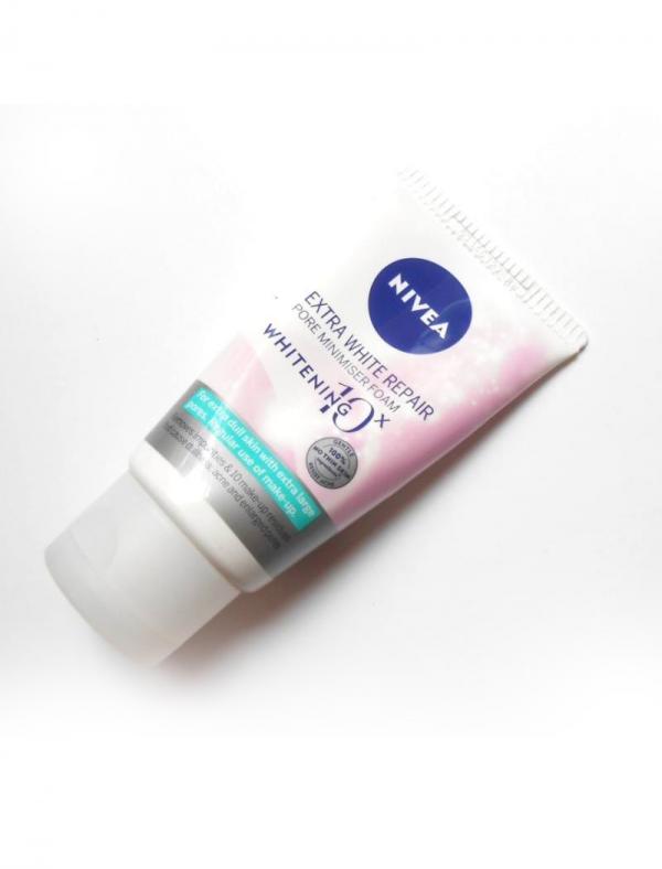 Nivea Extra White Repair Pore Minimiser Foam - 100g