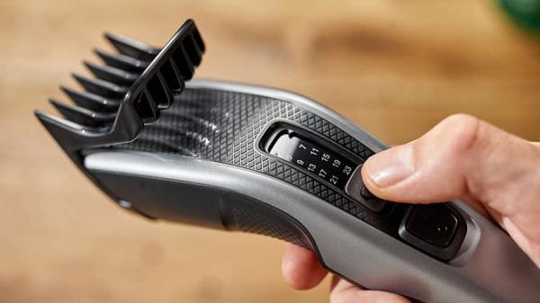 Philips Series 3000 Hair Clipper with Stainless Steel Blades (Cordless) - HC3520