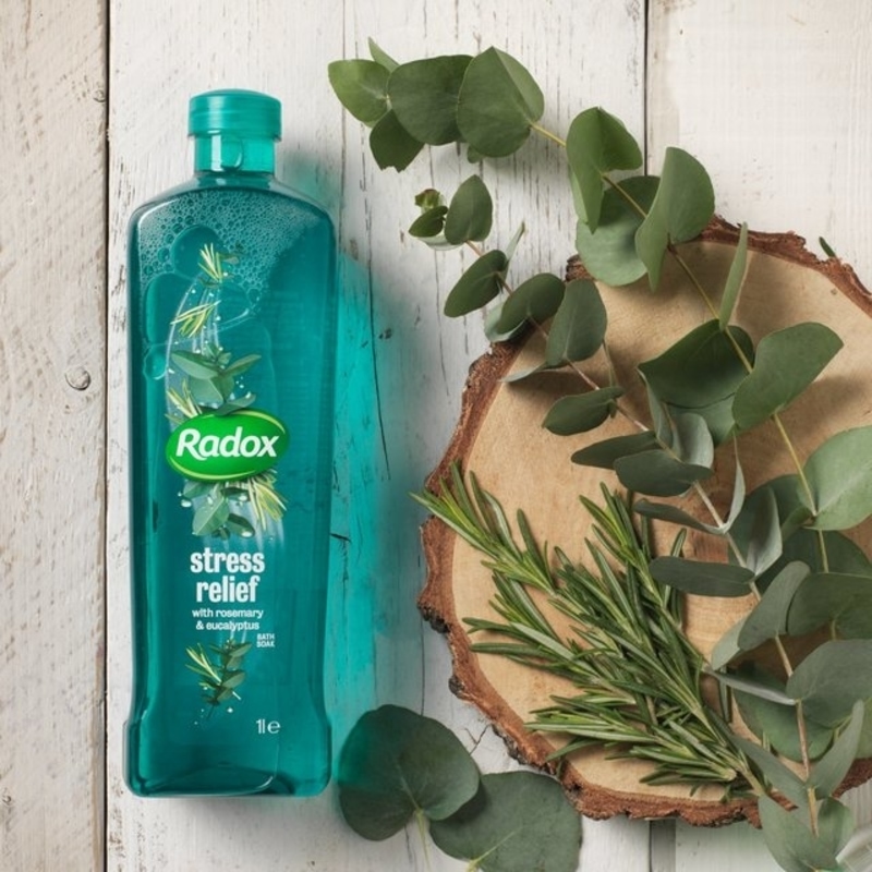 Radox Stress Relief Bath Soak With Rosemary And Eucalyptus 1000ml (1L)